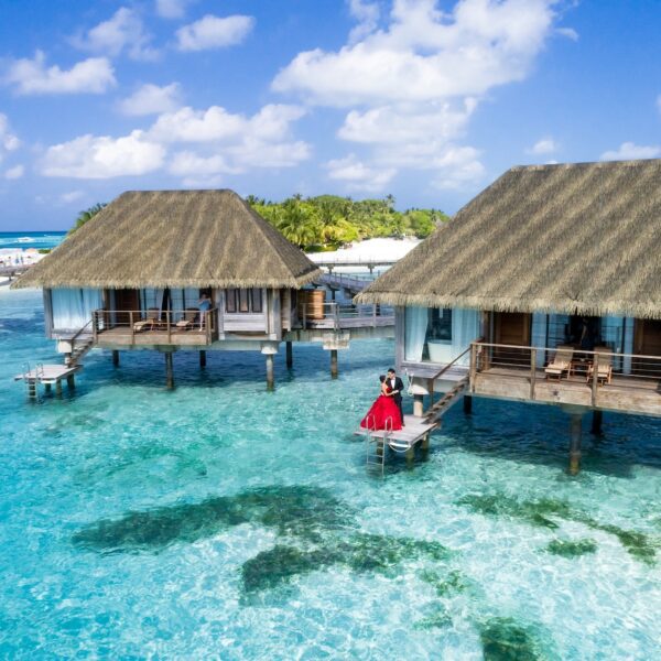  A Fascinating Maldives Tour Package to Furaveri Island Resort & Spa(4nights/5Days)